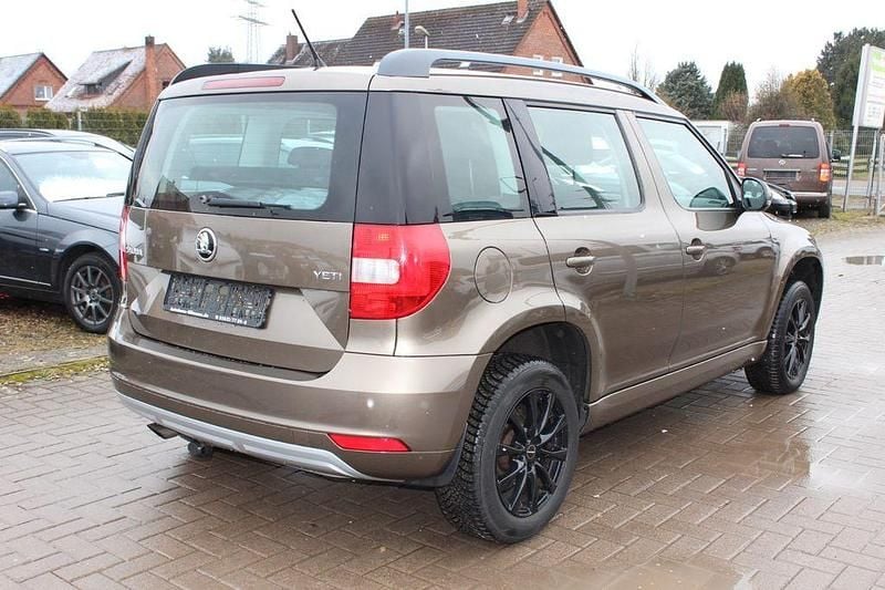 Gebraucht Skoda Yeti 110 PS (80 kW) 2015 Braun SUV