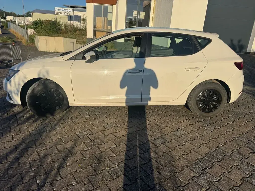 Gebraucht Seat Leon Reference 116 PS (85 kW) 2017 Weiß Limousine