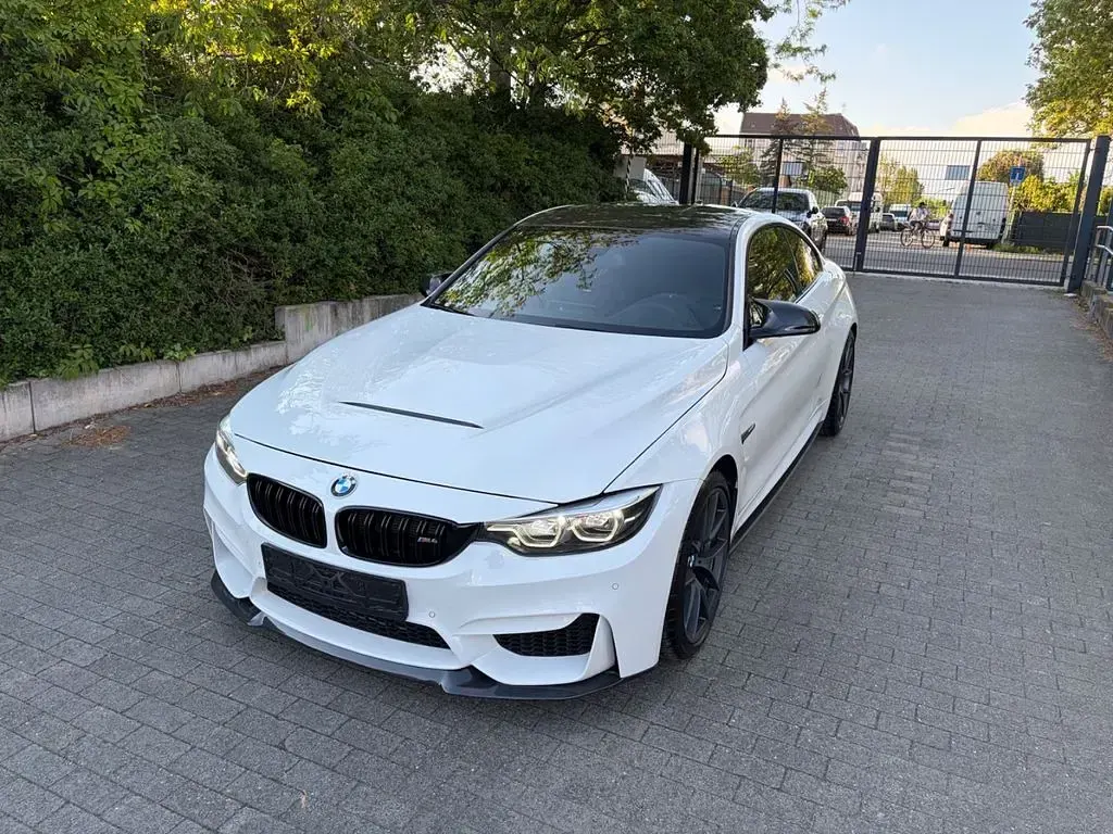 Używany BMW M4 Performance 460 KM (338 kW) 2019 Biały Coupe