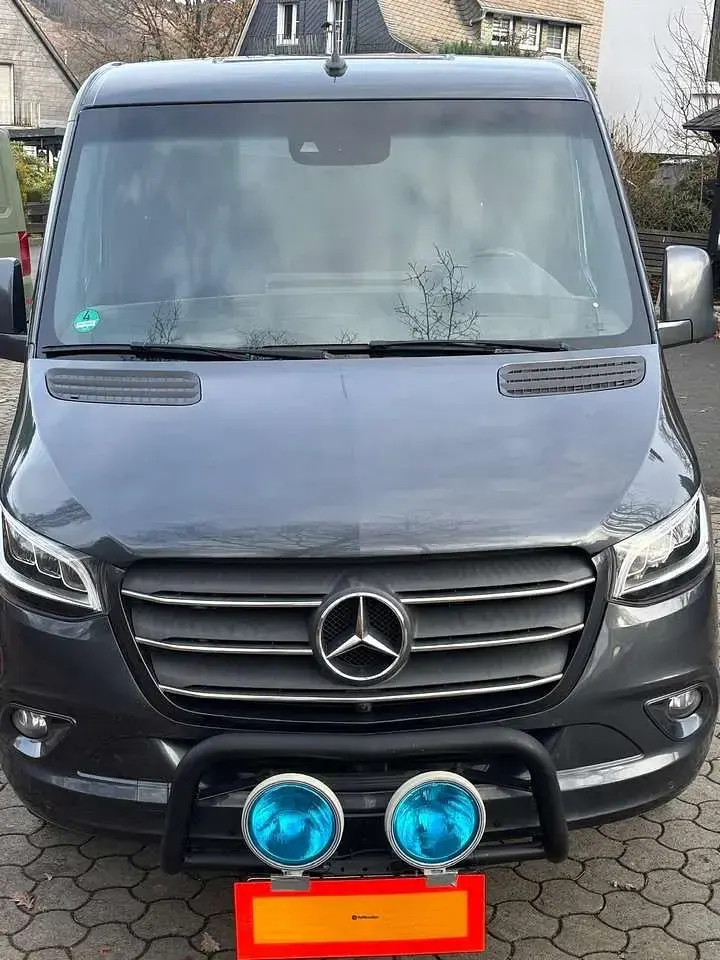 Gebraucht Mercedes Sprinter 190 PS (139 kW) 2019 Schwarz Van