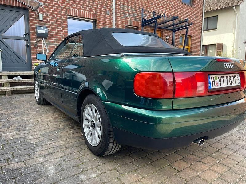 Gebraucht Audi Cabriolet Sport 125 PS (91 kW) 1999 Grün Cabrio
