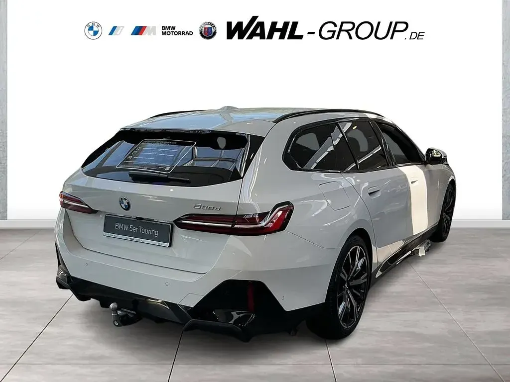 Neu BMW 520 M Sport 197 PS (144 kW) 2025 Weiß Kombi