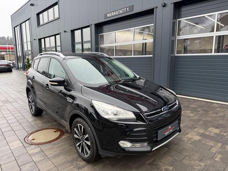 Gebraucht Ford Kuga Titanium 140 PS (102 kW) 2013 Schwarz SUV