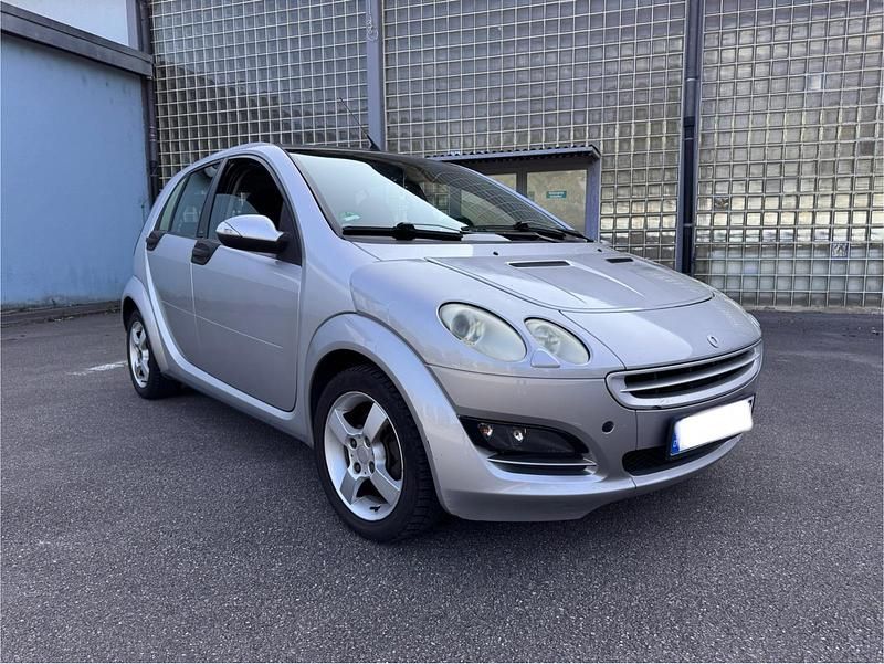Silber Gebraucht 2004 Smart ForFour Kleinwagen | 2.200 € (Etwas zu teuer) - Bild 1/4