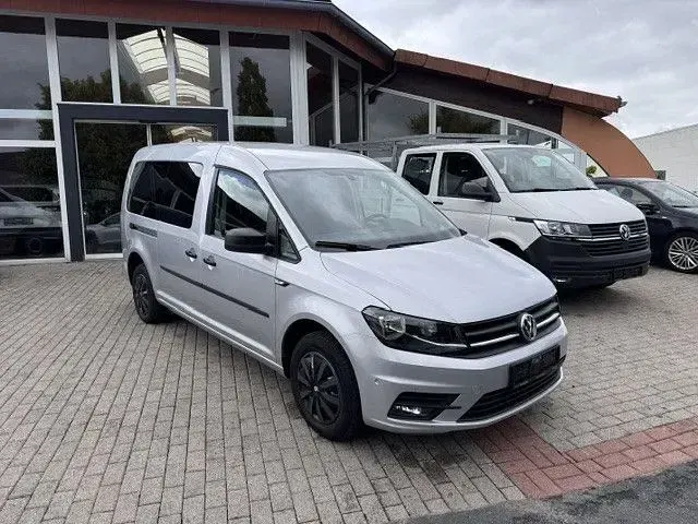 Gebraucht VW Caddy Maxi 102 PS (75 kW) 2020 Silber Van / Kleinbus