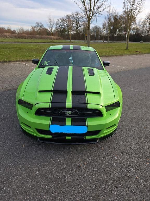 Gebraucht Ford Mustang 309 PS (227 kW) 2014 Grün Coupé