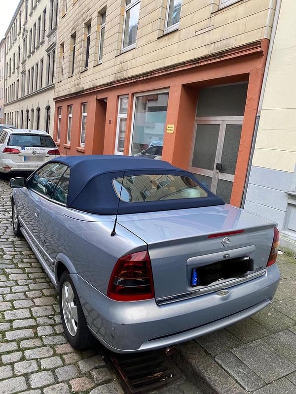 Gebraucht Opel Astra Cabriolet 125 PS (91 kW) 2002 Silber Cabrio