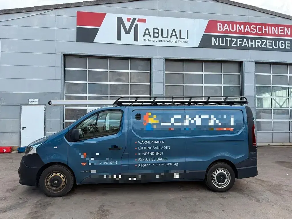 Gebraucht Renault Trafic Komfort 140 PS (102 kW) 2015 Blau Van / Kleinbus