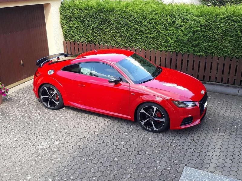 Gebraucht Audi TT Competition 230 PS (169 kW) 2017 Rot Coupé
