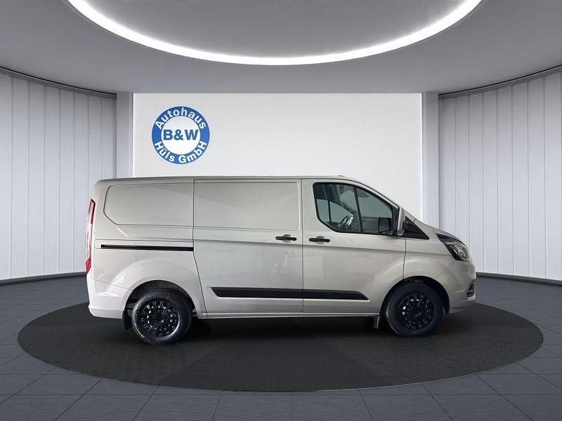 Gebraucht Ford Transit Custom 131 PS (96 kW) 2022 Silber Van / Kleinbus