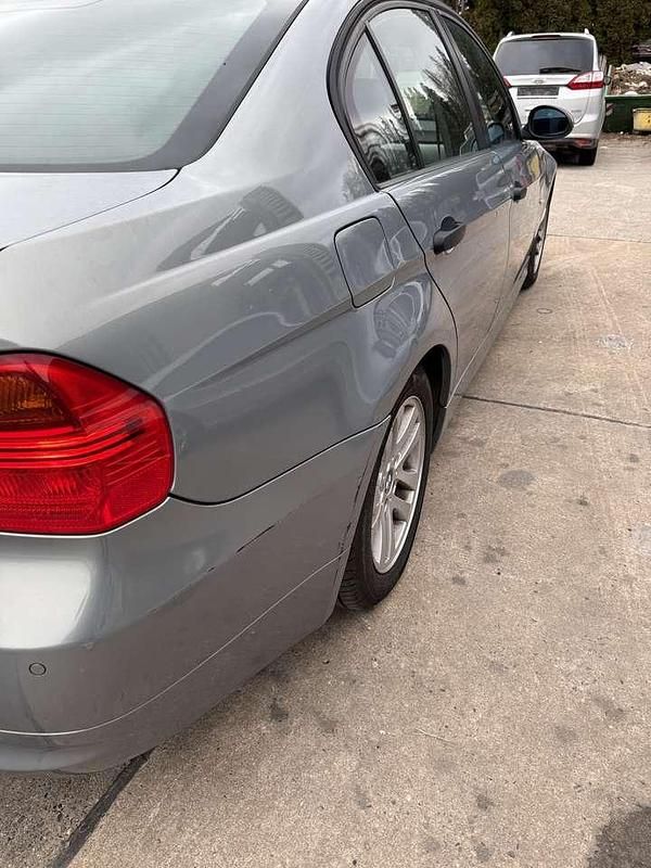 Gebraucht BMW 320 170 PS (125 kW) 2005 Limousine