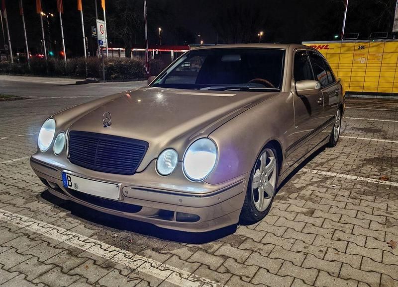 Beige Gebraucht 2000 Mercedes E430 Elegance Limousine | 6.500 € (Guter Preis) - Bild 1/4