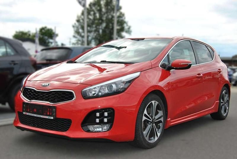 Trackrot Gebraucht 2015 Kia Ceed GT GT-Line Limousine | 11.390 € (Fairer Preis) - Bild 1/4