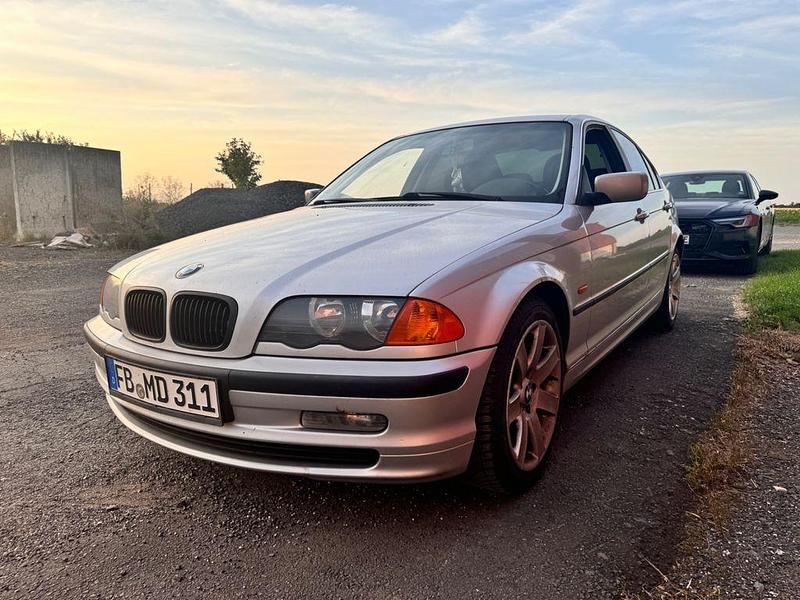 Gebraucht 1999 BMW 320 Limousine | 1.500 € (Guter Preis) - Bild 1/4