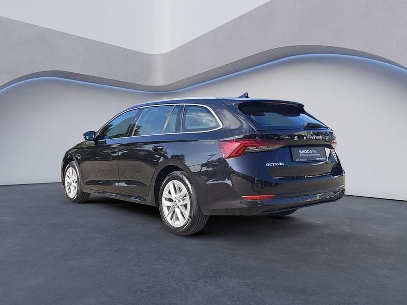 Gebraucht Skoda Octavia Style 150 PS (110 kW) 2022 Schwarz Kombi