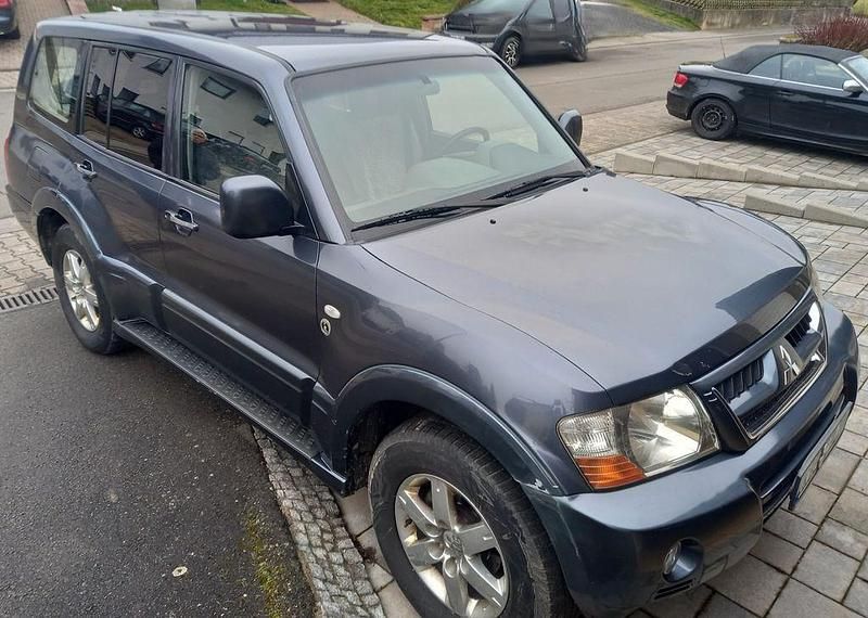 Gebraucht Mitsubishi Pajero 160 PS (117 kW) 2006 Grau SUV