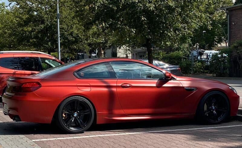 Rot Gebraucht 2015 BMW M6 Competition Edition Coupé | 58.500 € (Fairer Preis) - Bild 1/4
