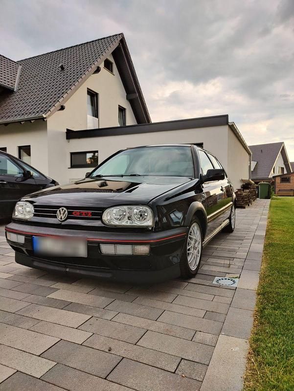 Schwarz Gebraucht 1994 VW Golf III Edition Kombi | 6.000 € - Bild 1/4