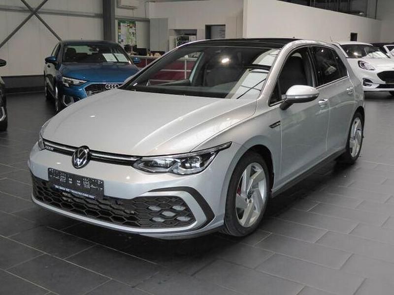 Silber Gebraucht 2022 VW Golf VIII GTD Limousine | 29.900 € (Fairer Preis) - Bild 1/4