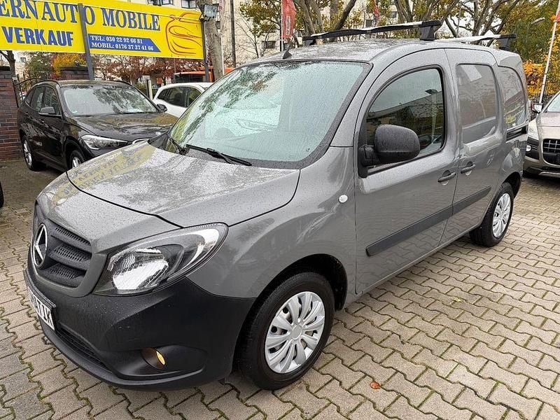 Grau Gebraucht 2017 Mercedes Citan 112 Van / Kleinbus | 9.650 € (Fairer Preis) - Bild 1/4