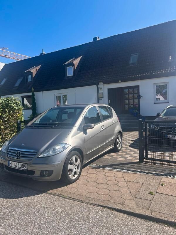 Grau Gebraucht 2007 Mercedes A200 Kleinwagen | 2.300 € (Fairer Preis) - Bild 1/4