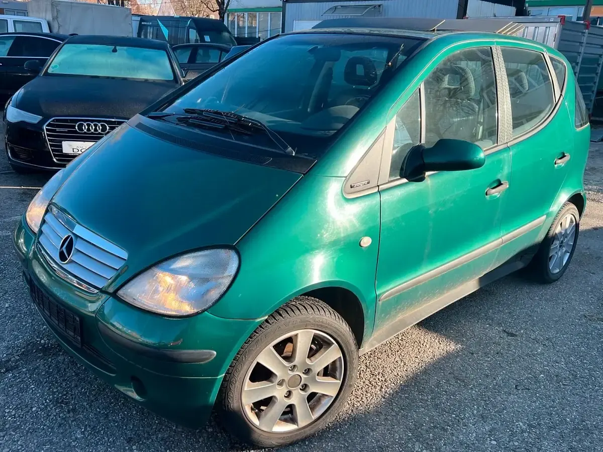 Gebraucht Mercedes A170 Avantgarde 90 PS (66 kW) 1999 Grün Limousine
