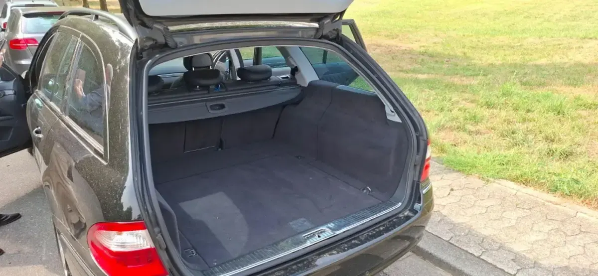 Gebraucht Mercedes E500 Avantgarde 306 PS (225 kW) 2005 Kombi