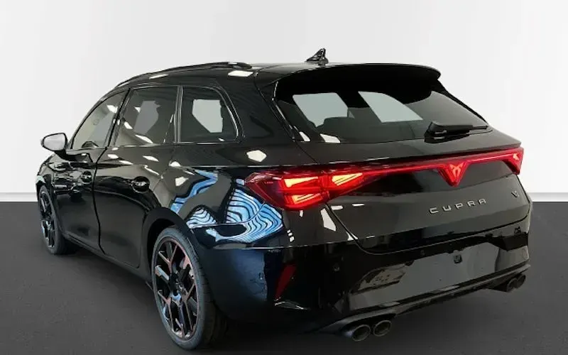 Gebraucht Cupra Leon VZ 333 PS (244 kW) 2025 Schwarz Kombi