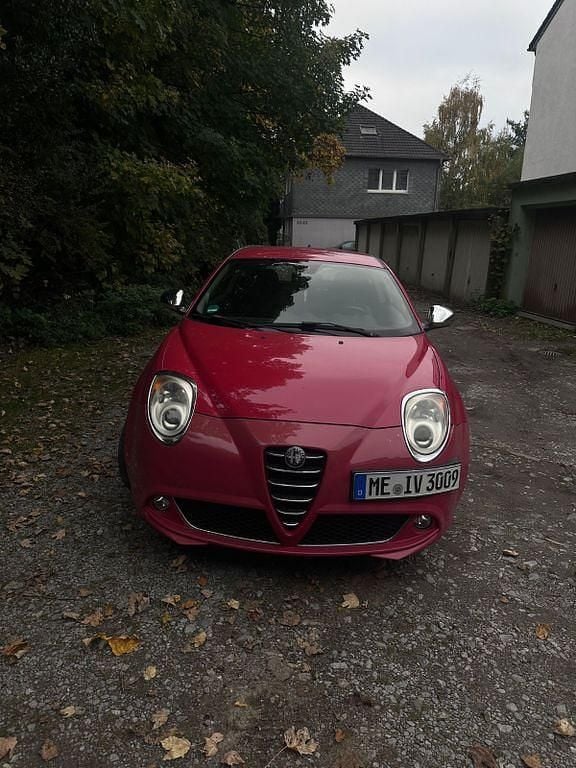Rot Gebraucht 2007 Alfa Romeo MiTo Turismo Kleinwagen | 3.500 € (Fairer Preis) - Bild 1/4