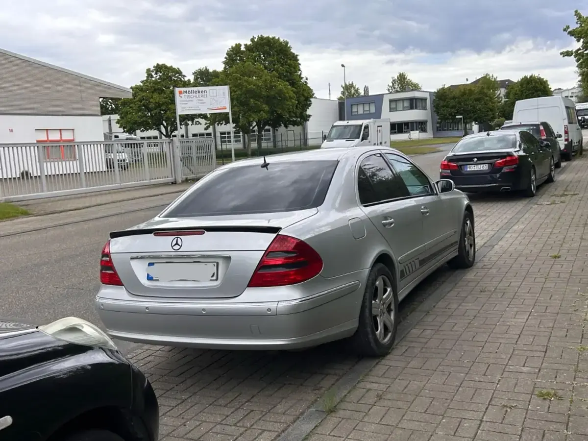 Occasion Mercedes E320 224 ch (164 kW) 2006 Gris Berline