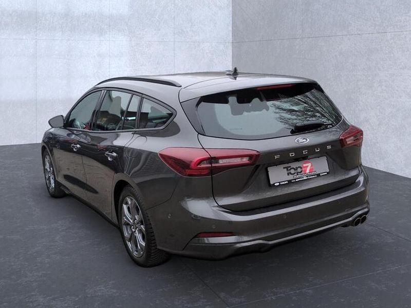 Gebraucht Ford Focus ST-Line 155 PS (114 kW) 2024 Grau Kombi