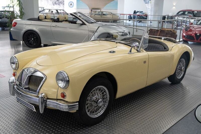 Beige Gebraucht 1957 MG MGA Cabrio | 18.600 € - Bild 1/4