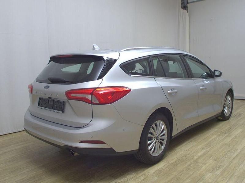 Gebraucht Ford Focus Titanium 150 PS (110 kW) 2020 Grau Kombi