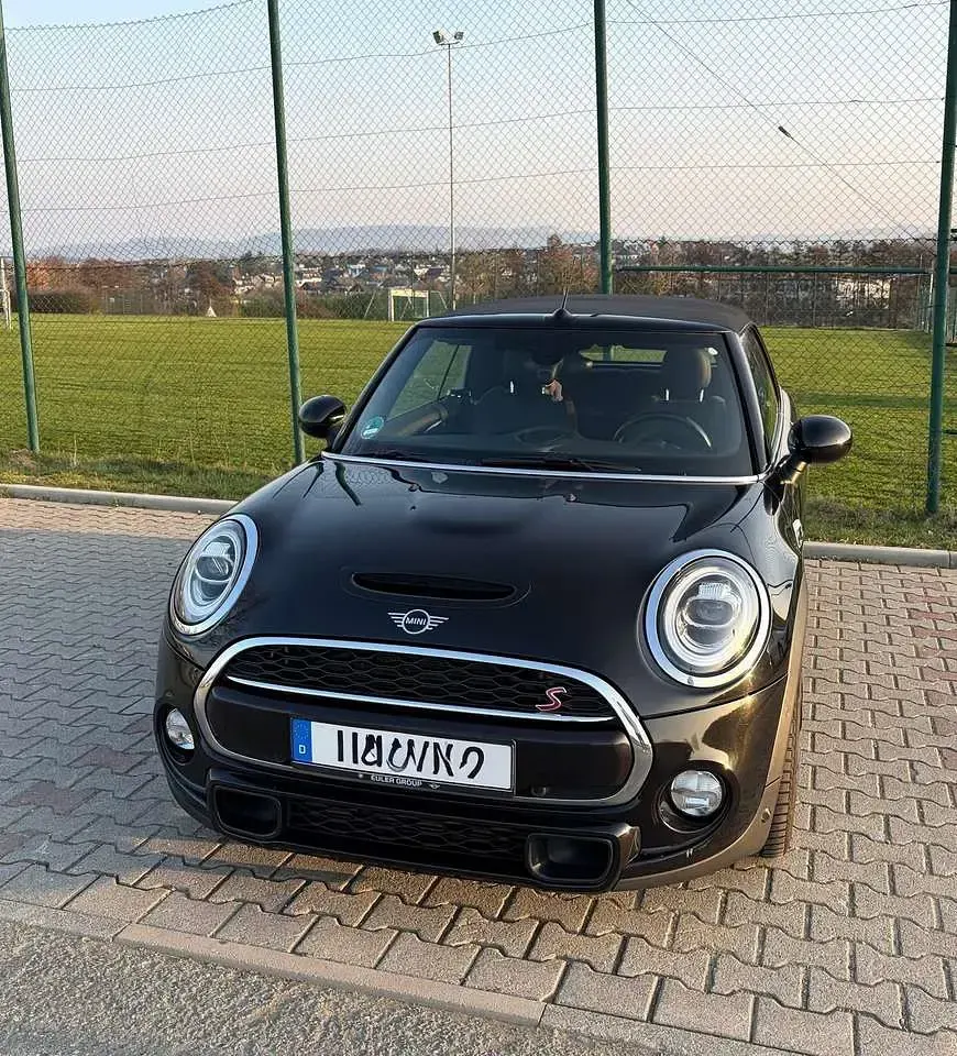 Gebraucht Mini Cooper SD Cabriolet 170 PS (125 kW) 2018 Schwarz Cabrio