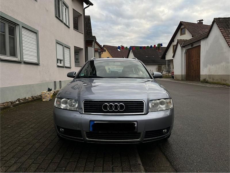 Gebraucht Audi A4 131 PS (96 kW) 2004 Silber Kombi