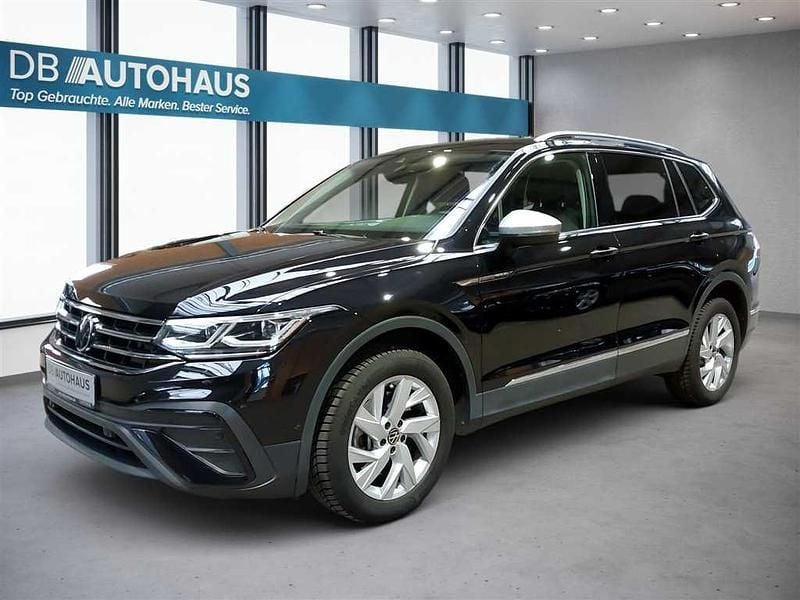 Schwarz Gebraucht 2023 VW Tiguan Allspace Life SUV | 34.940 € (Superpreis) - Bild 1/4