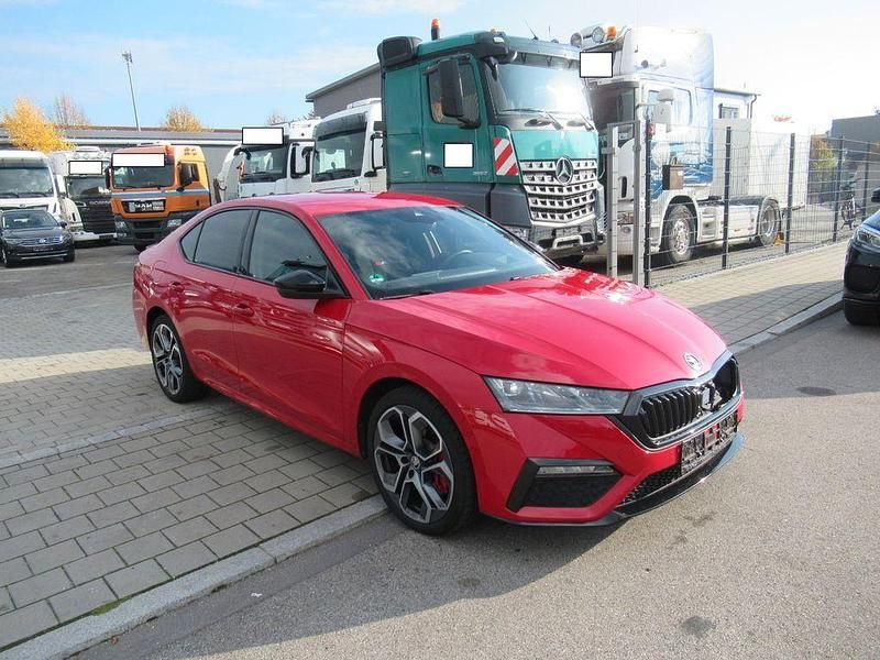 Rot Gebraucht 2022 Skoda Octavia RS Limousine | 20.000 € (Guter Preis) - Bild 1/4