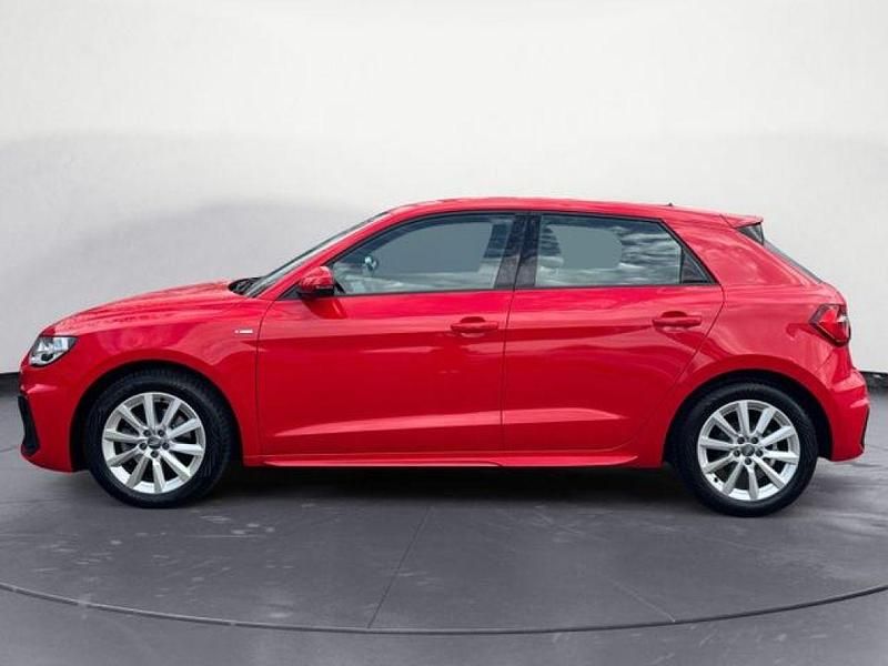 Gebraucht Audi A1 116 PS (85 kW) 2019 Misanorot perleffekt (metallic) SUV