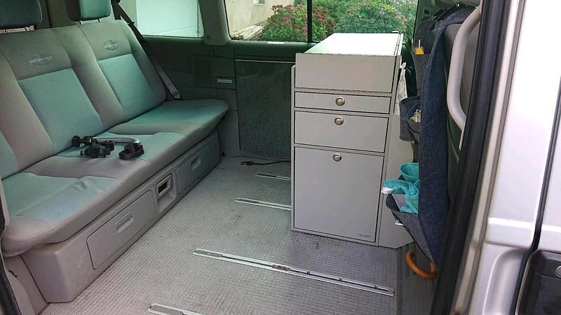 Silber Gebraucht 2002 VW T4 Van | 12.500 € - Bild 1/4