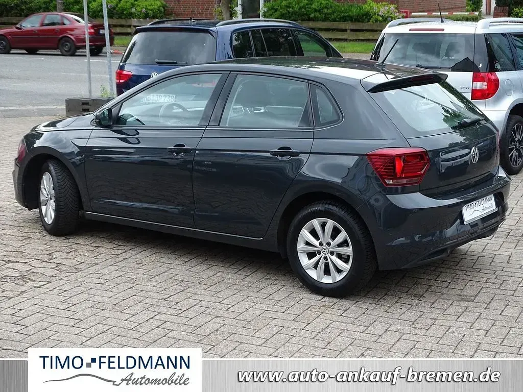 Gebraucht VW Polo Highline 116 PS (85 kW) 2019 Uranograu Kleinwagen