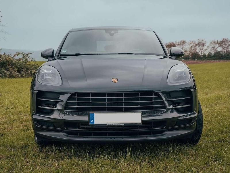 Gebraucht Porsche Macan 245 PS (180 kW) 2019 Grau SUV