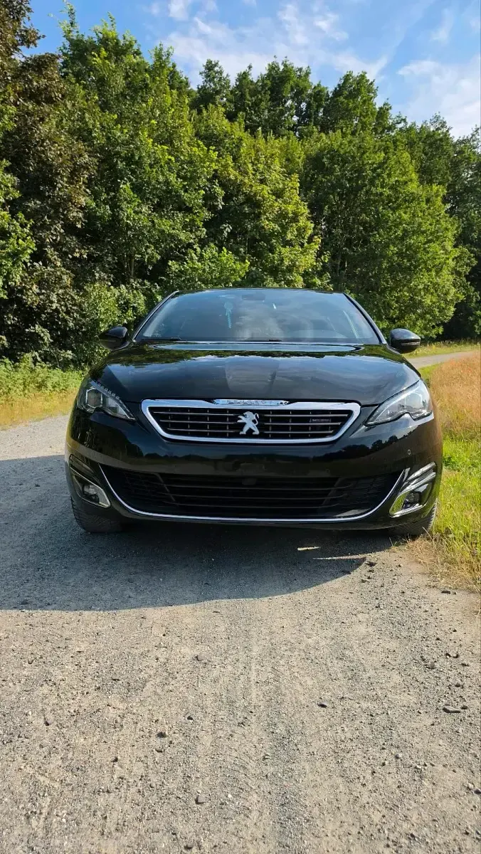 Gebraucht Peugeot 308 GT-line 130 PS (95 kW) 2017 Schwarz Limousine