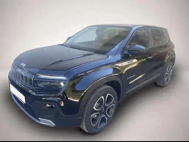 Neu Jeep Avenger Altitude 101 PS (74 kW) 2025 Manufacturer SUV