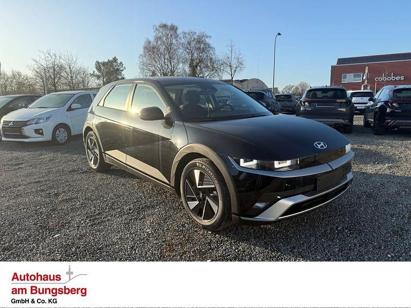 Neu Hyundai Ioniq 125 kW (170 PS) 2025 Schwarz Kleinwagen