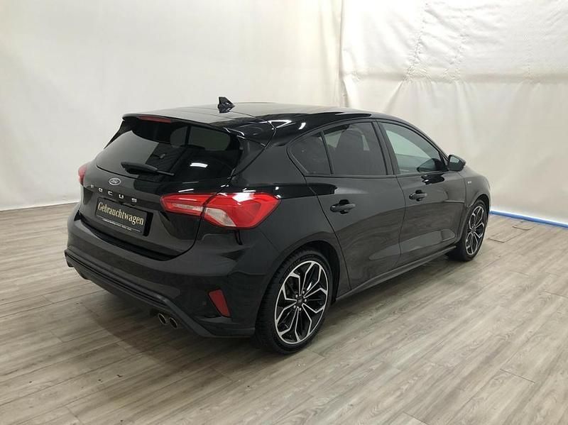 Gebraucht Ford Focus ST-Line 182 PS (133 kW) 2020 Schwarz Limousine
