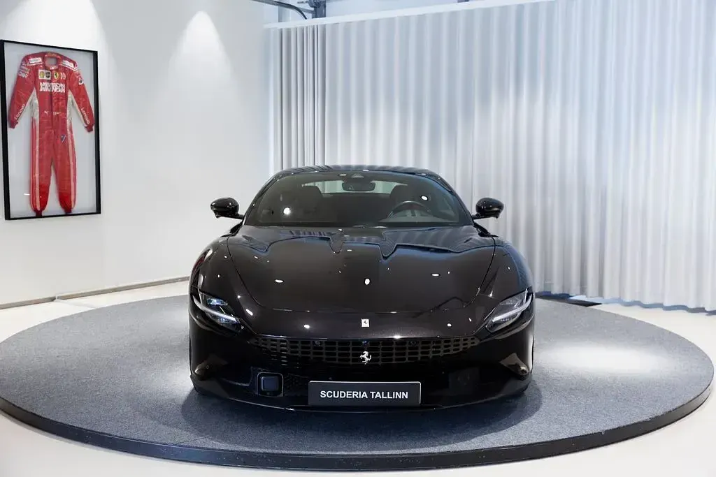 Gebraucht Ferrari Roma 620 PS (456 kW) 2022 Schwarz Coupé