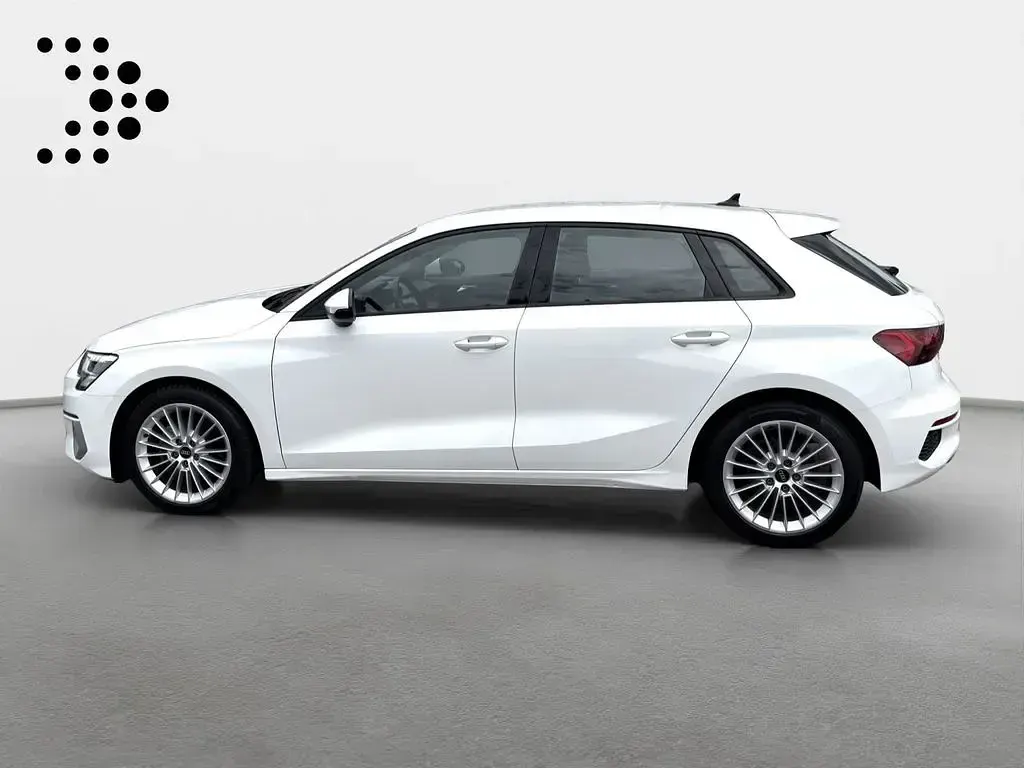 Gebraucht Audi A3 Advanced 116 PS (85 kW) 2023 Weiß Limousine