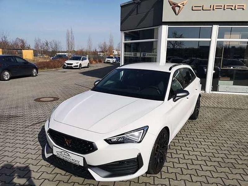 Gebraucht Cupra Leon 245 PS (180 kW) 2023 "candy" weiss Kombi