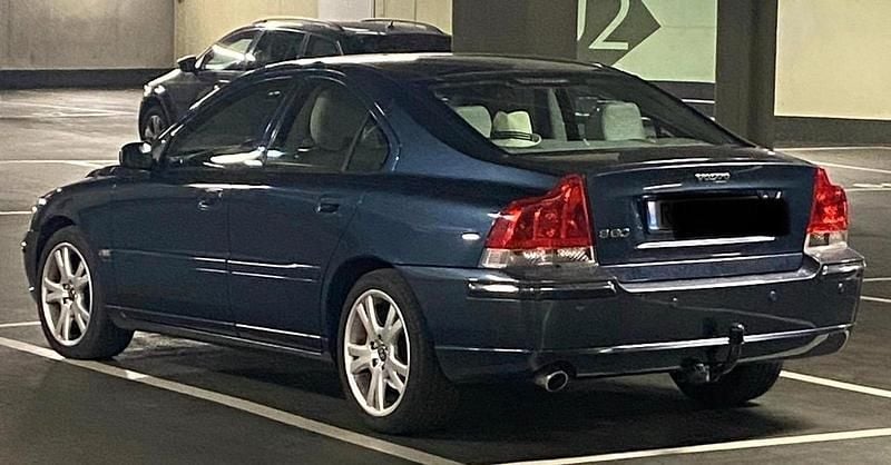 Gebraucht Volvo S60 Summum 185 PS (136 kW) 2006 Blau Limousine