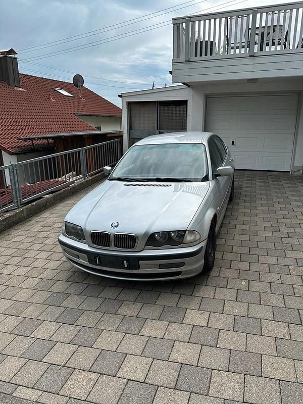 Gebraucht 1999 BMW 320 Limousine | 1.500 € (Superpreis) - Bild 1/4